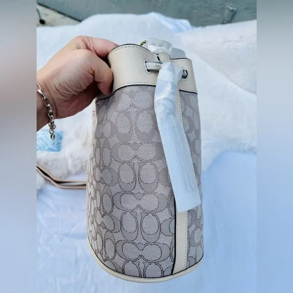 Coach Field Bucket Bag In Signature Jacquard Stone Ivory